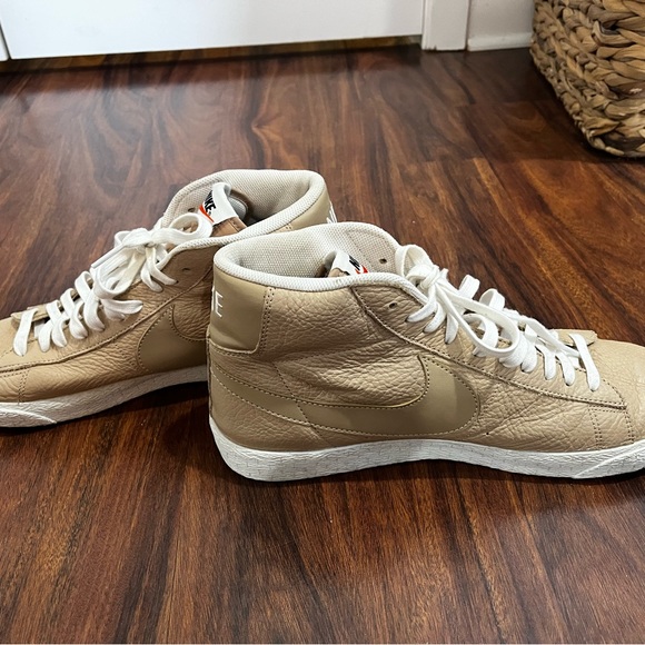 Nike Blazer Mid Premium Linen Summit White Sneakers - Picture 6 of 7